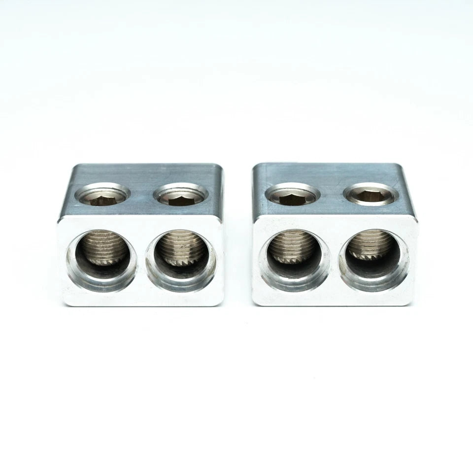 2 Amplifier Terminals 2x0 Gauge In - 1x0 AWG Out - Inc Heat Shrink and Ferrules